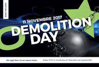 FESTEGGIA CON VRS FOTO IL DEMOLITION DAY